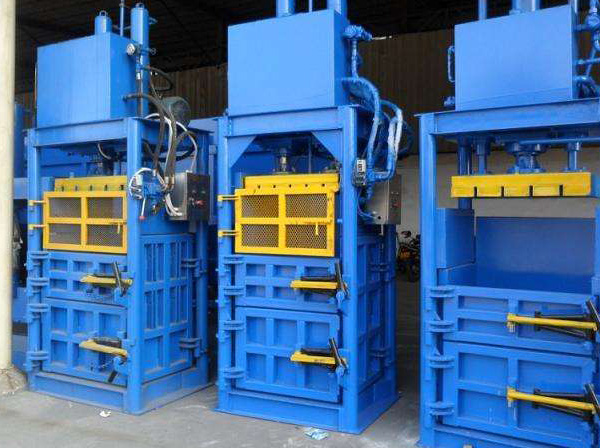 �U������C(j��)